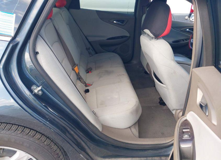 Photo 8 of 2019 Chevrolet Malibu 1LS (VIN 1G1ZB5ST4KF174409)