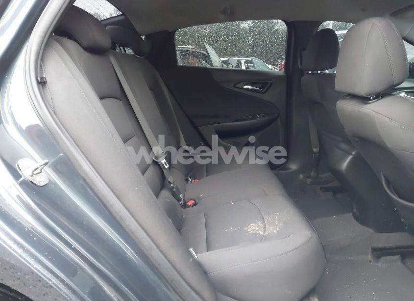 Photo 8 of 2019 Chevrolet Malibu 1LS (VIN 1G1ZB5ST4KF192618)