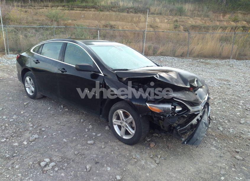 2020 Chevrolet Malibu FWD LS (VIN 1G1ZB5ST4LF018212) main photo