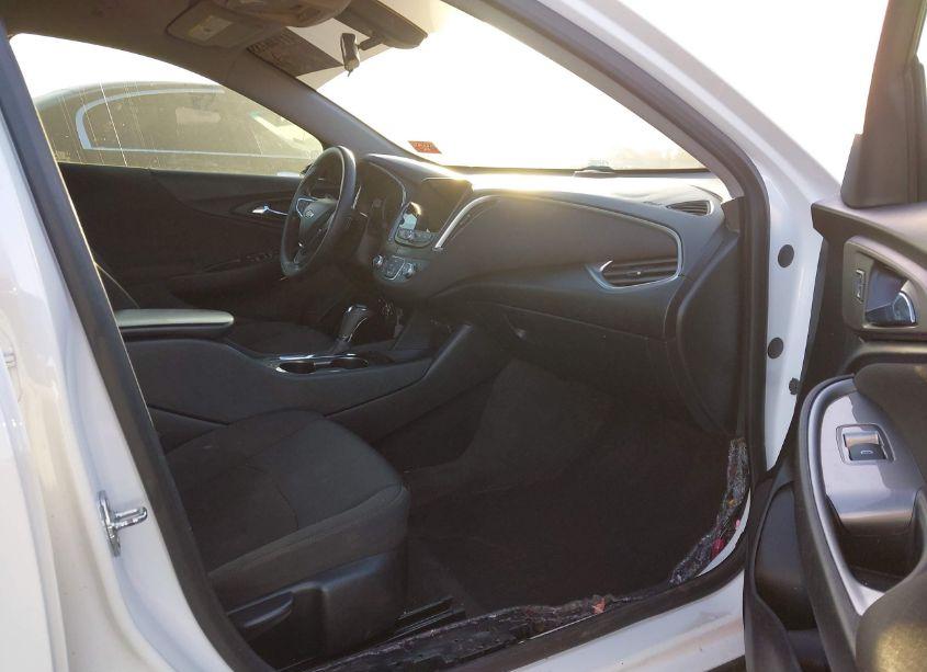 Photo 5 of 2020 Chevrolet Malibu FWD LS (VIN 1G1ZB5ST4LF084971)