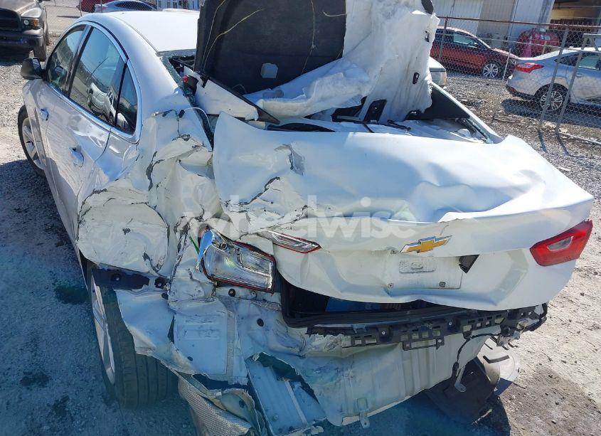 Photo 6 of 2020 Chevrolet Malibu FWD LS (VIN 1G1ZB5ST4LF115717)