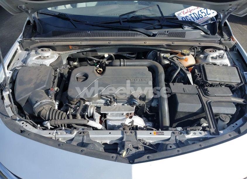 Photo 10 of 2020 Chevrolet Malibu FWD LS (VIN 1G1ZB5ST4LF121050)
