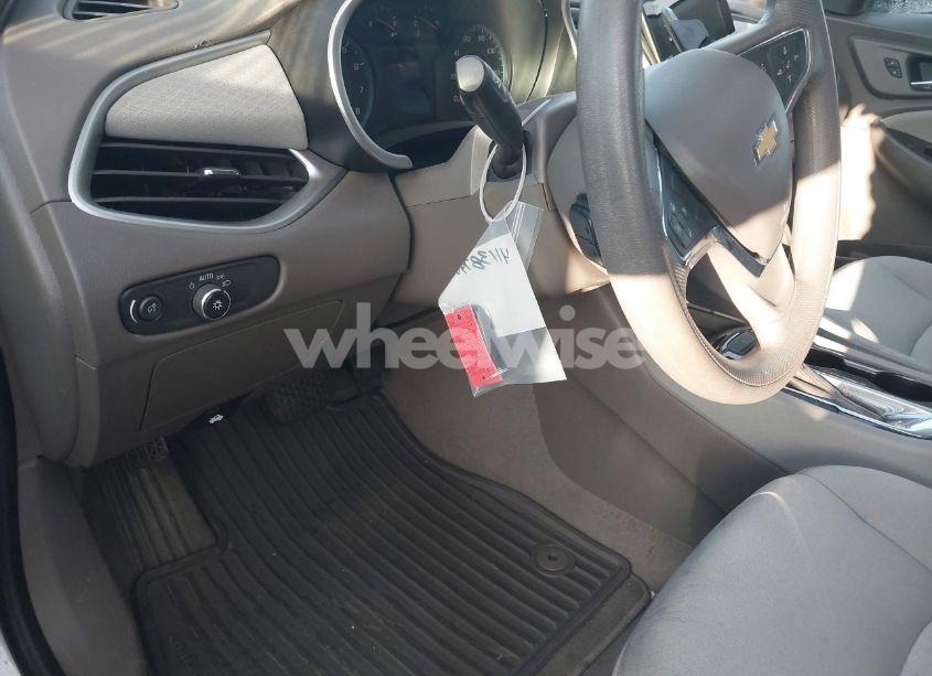 Photo 18 of 2020 Chevrolet Malibu FWD LS (VIN 1G1ZB5ST4LF121050)
