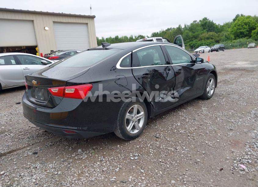 Photo 4 of 2020 Chevrolet Malibu FWD LS (VIN 1G1ZB5ST4LF133134)