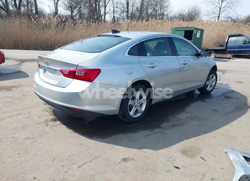 Photo 4 of 2021 Chevrolet Malibu FWD LS (VIN 1G1ZB5ST4MF041507)