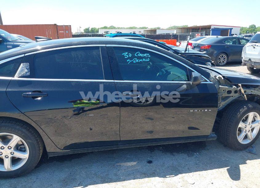 Photo 13 of 2022 Chevrolet Malibu FWD LS (VIN 1G1ZB5ST4NF188752)