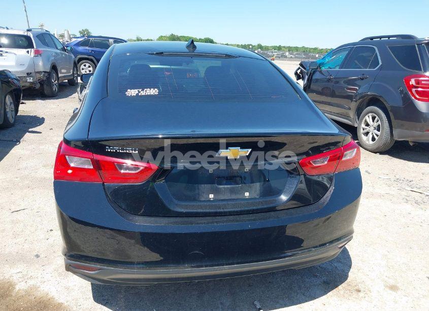 Photo 16 of 2022 Chevrolet Malibu FWD LS (VIN 1G1ZB5ST4NF188752)