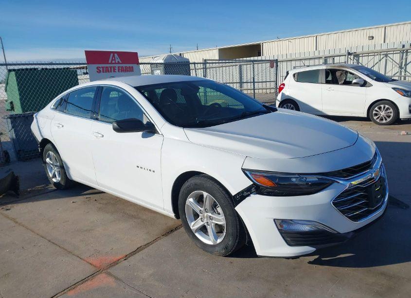 2022 Chevrolet Malibu FWD LS (VIN 1G1ZB5ST4NF191991) main photo