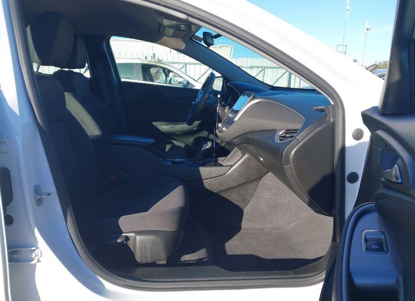 Photo 5 of 2022 Chevrolet Malibu FWD LS (VIN 1G1ZB5ST4NF191991)