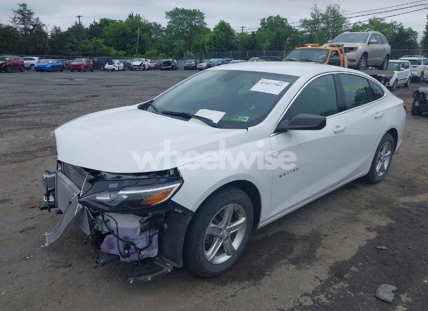 Photo 2 of 2023 Chevrolet Malibu FWD LS (VIN 1G1ZB5ST4PF115593)