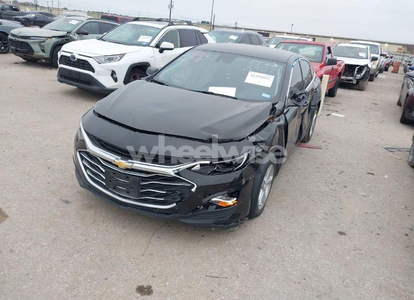 Photo 2 of 2023 Chevrolet Malibu LS (VIN 1G1ZB5ST4PF238407)