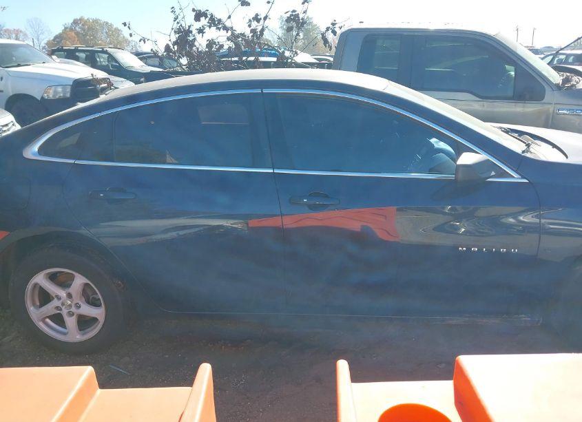 Photo 13 of 2016 Chevrolet Malibu LS (VIN 1G1ZB5ST5GF176497)