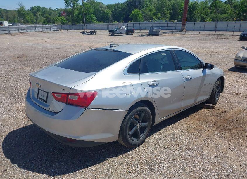 Photo 4 of 2016 Chevrolet Malibu LS (VIN 1G1ZB5ST5GF191534)