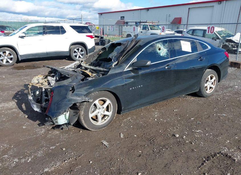 Photo 2 of 2016 Chevrolet Malibu LS (VIN 1G1ZB5ST5GF194918)