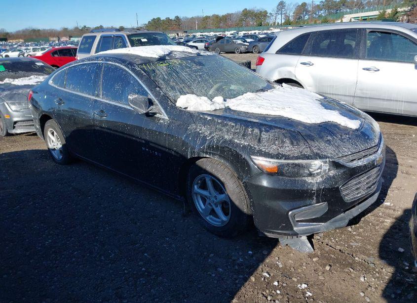 2016 Chevrolet Malibu LS (VIN 1G1ZB5ST5GF217257) main photo