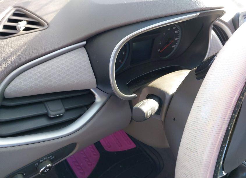 Photo 14 of 2016 Chevrolet Malibu LS (VIN 1G1ZB5ST5GF217257)