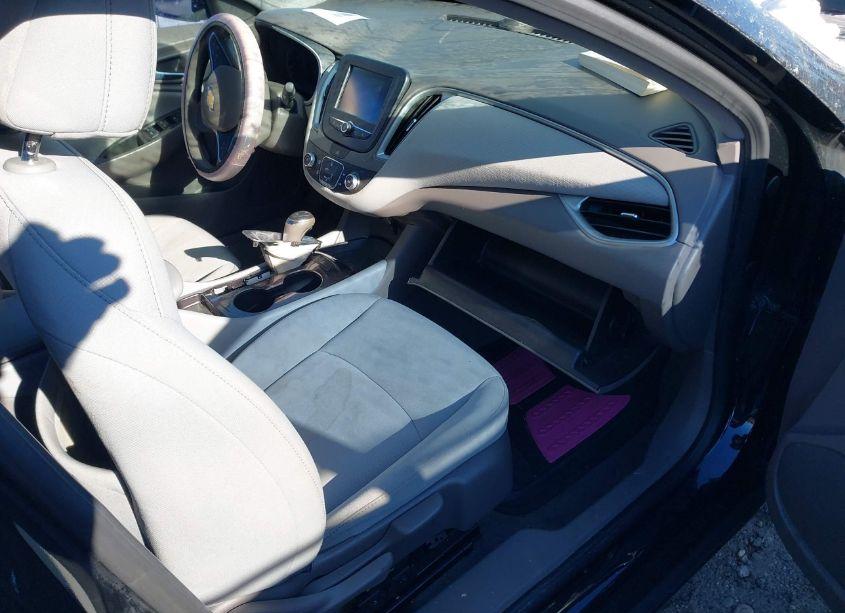 Photo 5 of 2016 Chevrolet Malibu LS (VIN 1G1ZB5ST5GF217257)