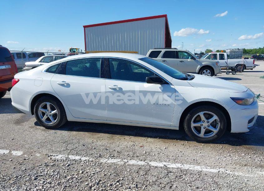 Photo 13 of 2016 Chevrolet Malibu LS (VIN 1G1ZB5ST5GF243762)