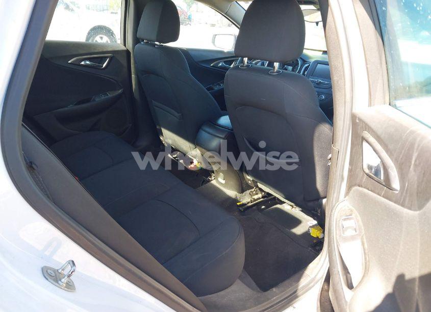 Photo 8 of 2016 Chevrolet Malibu LS (VIN 1G1ZB5ST5GF243762)