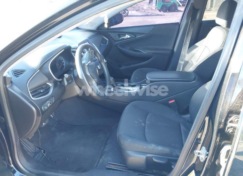 Photo 5 of 2016 Chevrolet Malibu LS (VIN 1G1ZB5ST5GF250338)