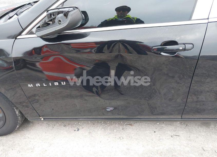 Photo 18 of 2016 Chevrolet Malibu LS (VIN 1G1ZB5ST5GF270993)