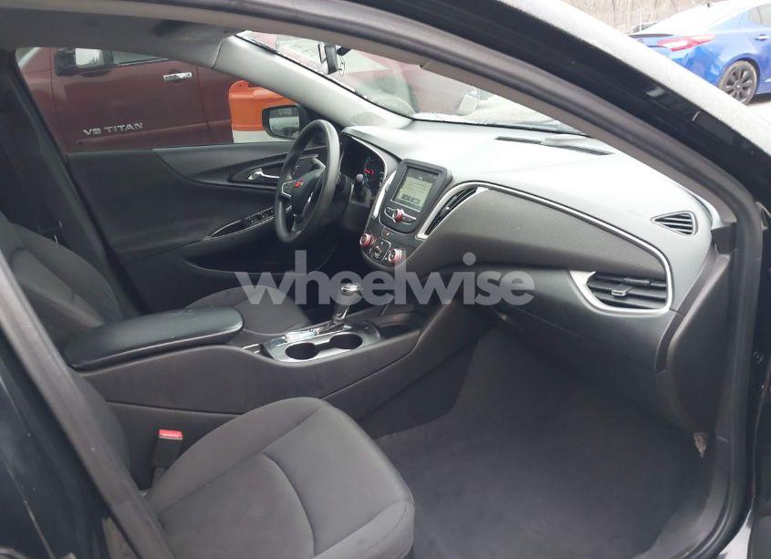 Photo 5 of 2016 Chevrolet Malibu LS (VIN 1G1ZB5ST5GF270993)