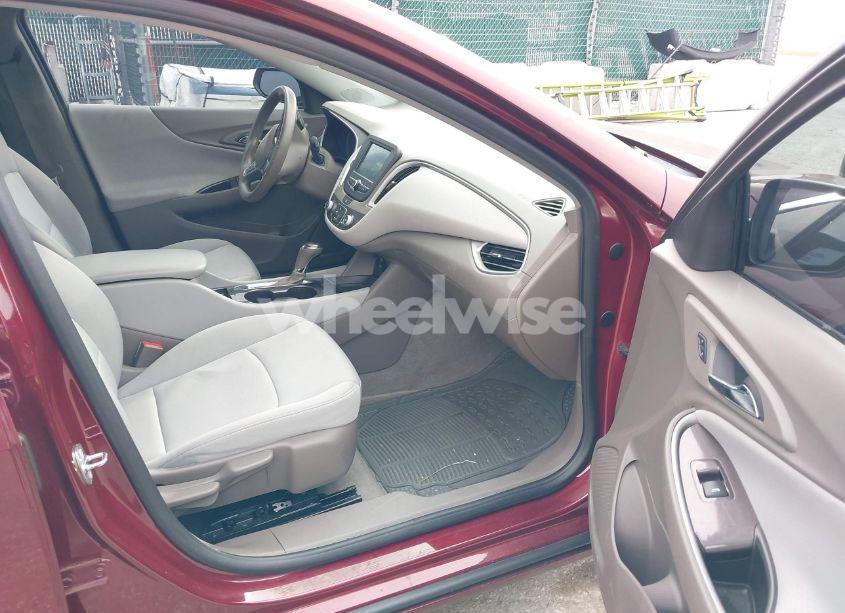 Photo 5 of 2016 Chevrolet Malibu LS (VIN 1G1ZB5ST5GF278916)