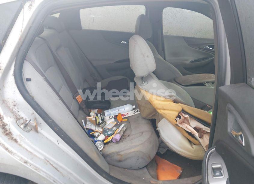 Photo 8 of 2017 Chevrolet Malibu LS (VIN 1G1ZB5ST5HF104331)