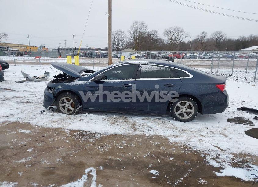 Photo 15 of 2017 Chevrolet Malibu LS (VIN 1G1ZB5ST5HF112672)
