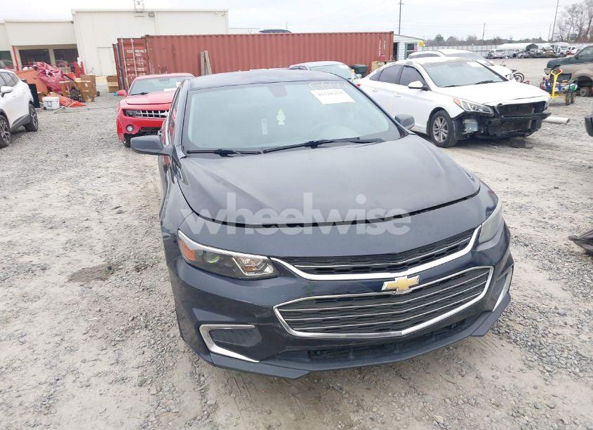 Photo 6 of 2017 Chevrolet Malibu LS (VIN 1G1ZB5ST5HF114485)