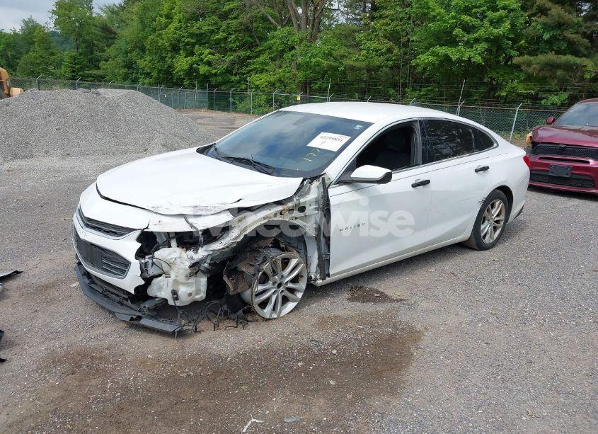 Photo 2 of 2017 Chevrolet Malibu LS (VIN 1G1ZB5ST5HF177635)