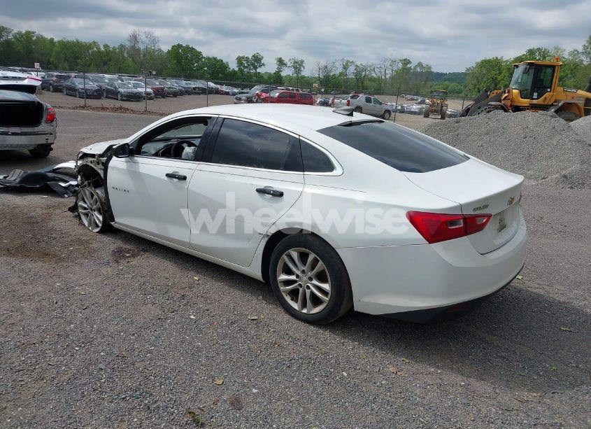 Photo 3 of 2017 Chevrolet Malibu LS (VIN 1G1ZB5ST5HF177635)