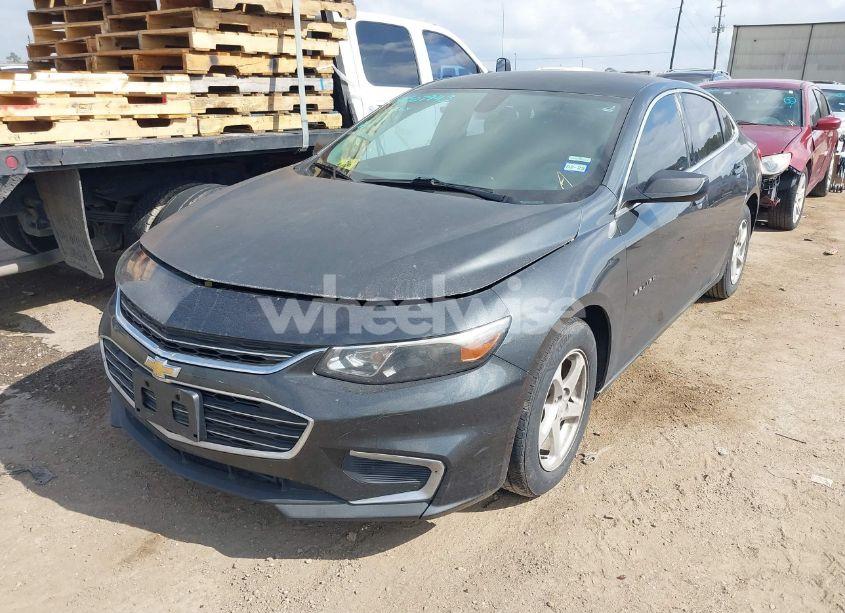 Photo 2 of 2017 Chevrolet Malibu LS (VIN 1G1ZB5ST5HF195570)