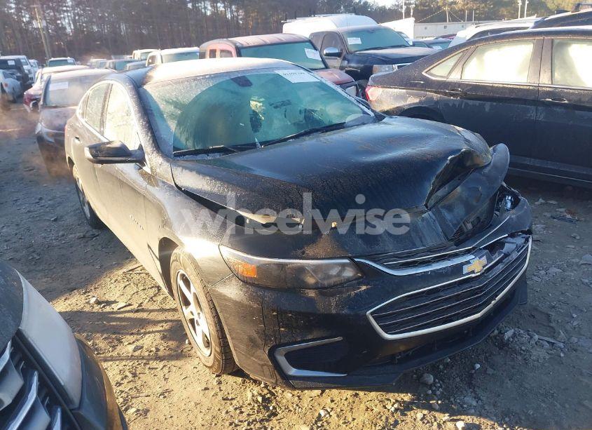 2017 Chevrolet Malibu LS (VIN 1G1ZB5ST5HF196525) main photo
