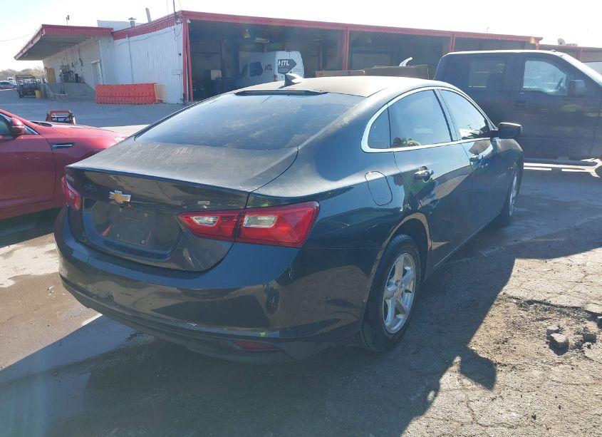 Photo 4 of 2017 Chevrolet Malibu LS (VIN 1G1ZB5ST5HF208463)