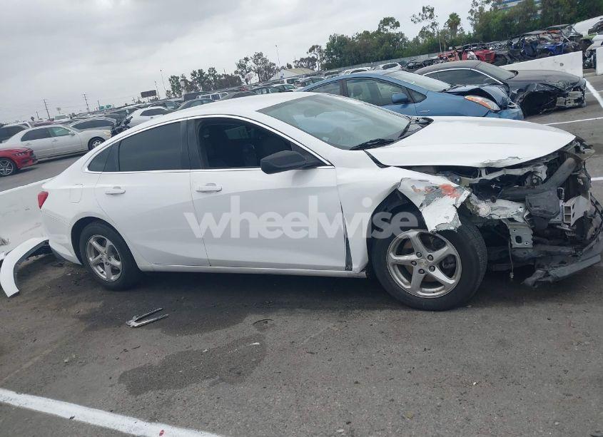 Photo 14 of 2017 Chevrolet Malibu LS (VIN 1G1ZB5ST5HF267044)