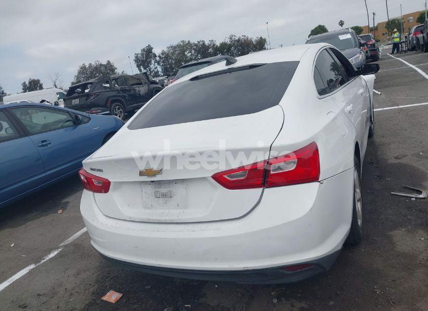 Photo 17 of 2017 Chevrolet Malibu LS (VIN 1G1ZB5ST5HF267044)