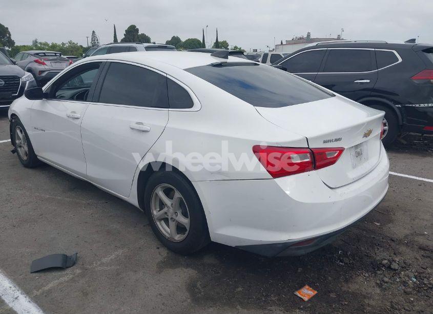 Photo 3 of 2017 Chevrolet Malibu LS (VIN 1G1ZB5ST5HF267044)