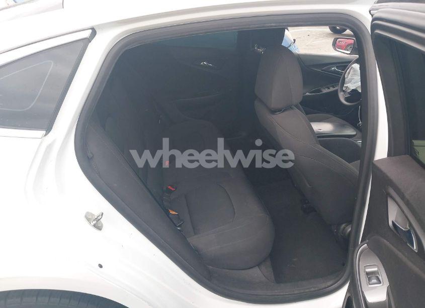 Photo 8 of 2017 Chevrolet Malibu LS (VIN 1G1ZB5ST5HF267044)