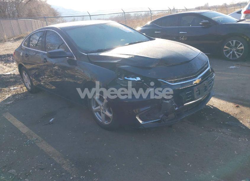 2017 Chevrolet Malibu LS (VIN 1G1ZB5ST5HF290632) main photo