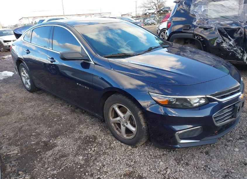 2018 Chevrolet Malibu 1LS (VIN 1G1ZB5ST5JF108725) main photo