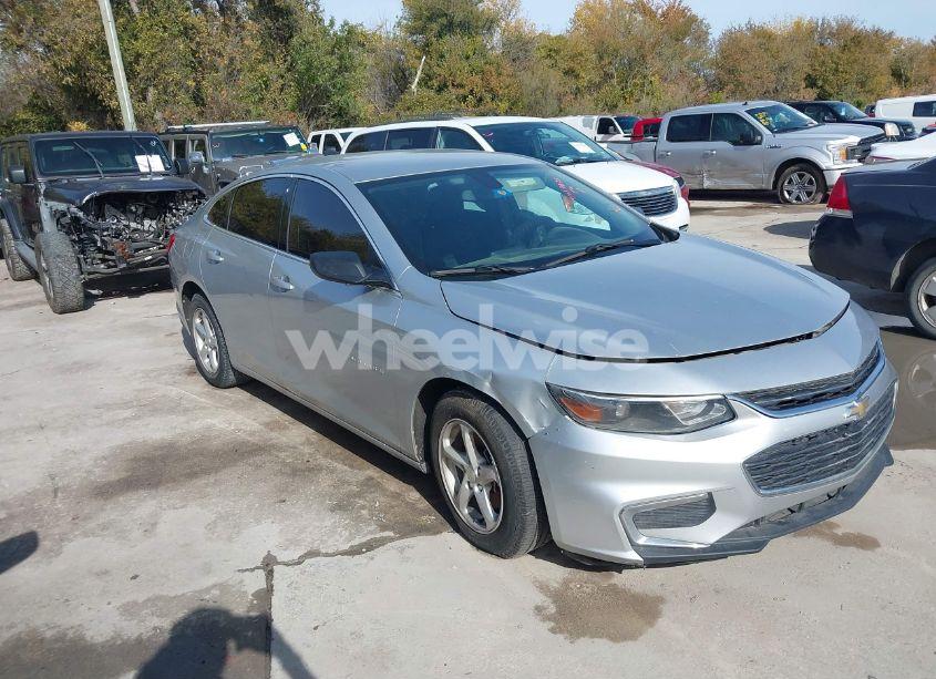 2018 Chevrolet Malibu 1LS (VIN 1G1ZB5ST5JF184462) main photo