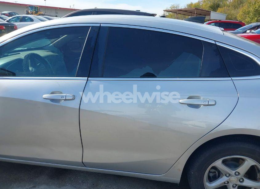 Photo 14 of 2018 Chevrolet Malibu 1LS (VIN 1G1ZB5ST5JF184462)