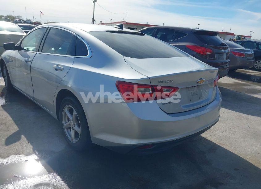 Photo 3 of 2018 Chevrolet Malibu 1LS (VIN 1G1ZB5ST5JF184462)