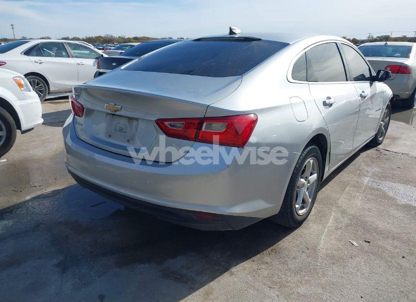 Photo 4 of 2018 Chevrolet Malibu 1LS (VIN 1G1ZB5ST5JF184462)