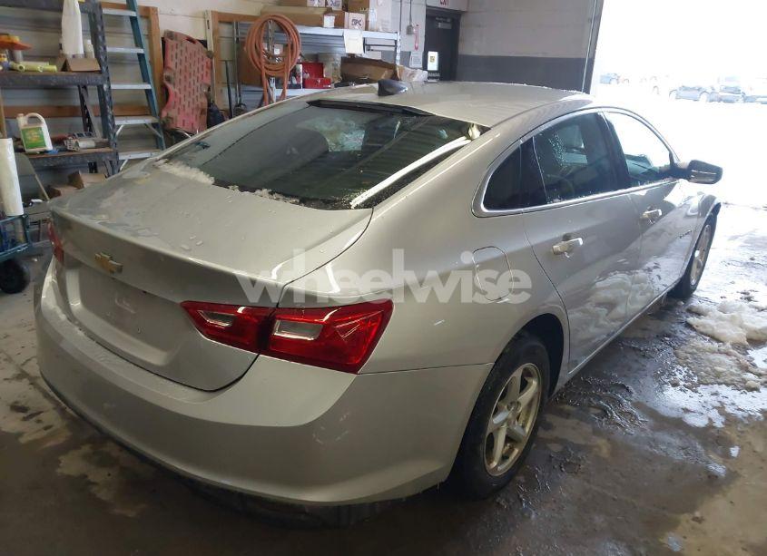 Photo 4 of 2018 Chevrolet Malibu 1LS (VIN 1G1ZB5ST5JF197390)