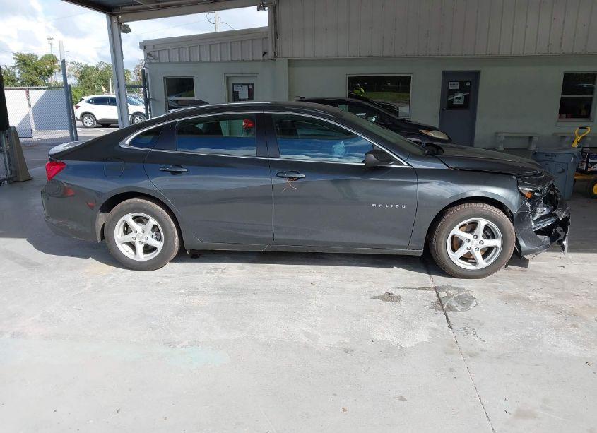 Photo 13 of 2018 Chevrolet Malibu 1LS (VIN 1G1ZB5ST5JF236110)