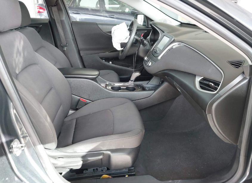 Photo 5 of 2018 Chevrolet Malibu 1LS (VIN 1G1ZB5ST5JF236110)