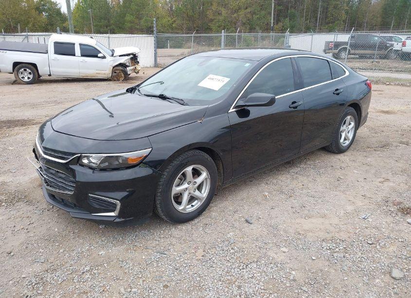 Photo 2 of 2018 Chevrolet Malibu 1LS (VIN 1G1ZB5ST5JF268992)