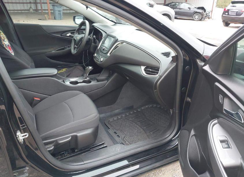 Photo 5 of 2018 Chevrolet Malibu 1LS (VIN 1G1ZB5ST5JF268992)